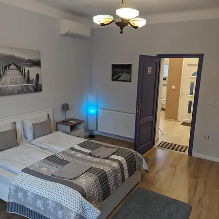 Varfal Apartman Koszeg Exterior photo